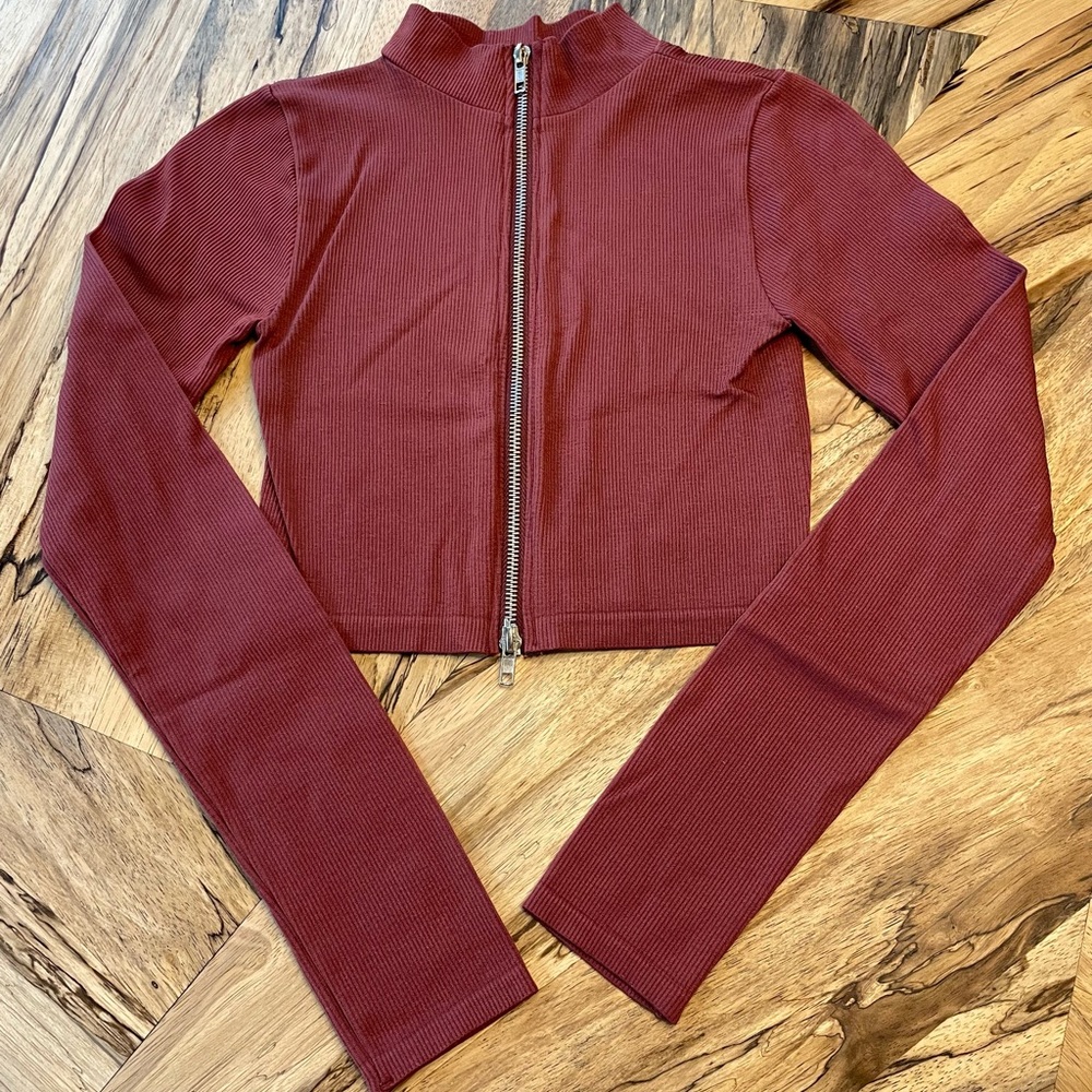 Burnt Orange Crop Top with a Zipper Women’s S/M